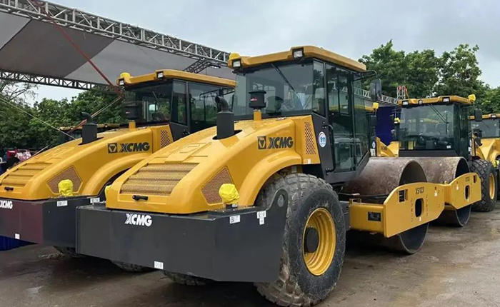 徐工力量助力东南亚基建浪潮-越南北部产业园道路建设