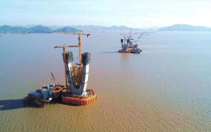 超级工程  | 徐工架起祖国的东海脊梁