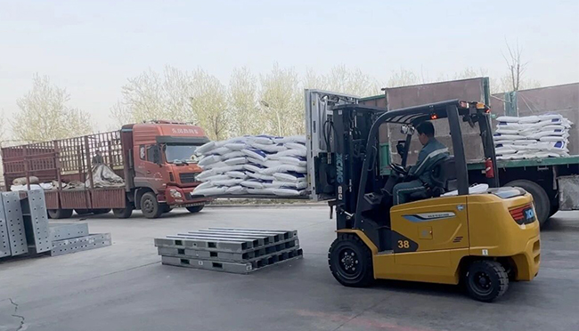 绿上云“滇”！百余台徐工叉车助力云南水果市场绿色搬运